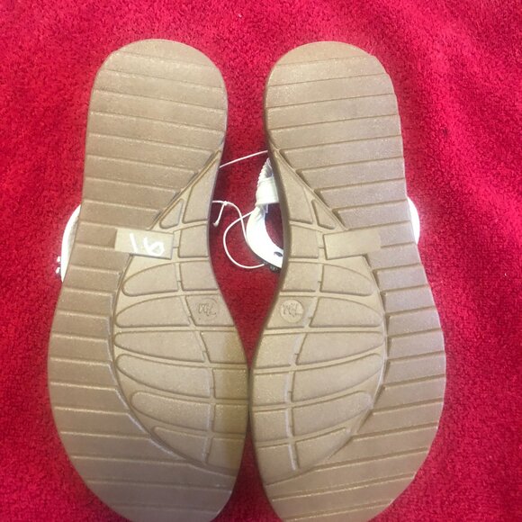 Andiam Floral Thong Strappy Sandal White Women’s Size 7 1/2 - Picture 4 of 4